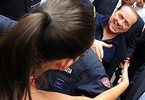 Haber | Berlusconi bu kez gayleri kızdıracak!.. 