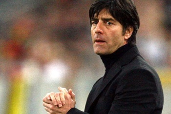 Haber | Alman Milli Takımı Teknik Direktörü Joachim Löw, eşcinsel olduğu şeklindeki iddiayı yalanladı.
