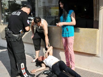Haber | Travestilere linç girişimi