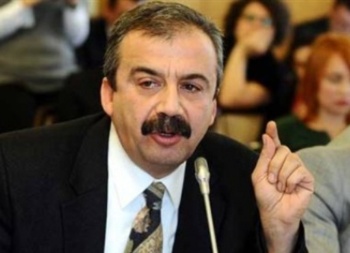 Haber | Anayasa Uzlaşma Komisyonu’nda ‘Çocuğum eşcinsel olursa’