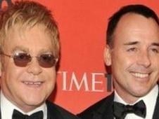 Haber | Elton John sevginin gücüne inanıyor