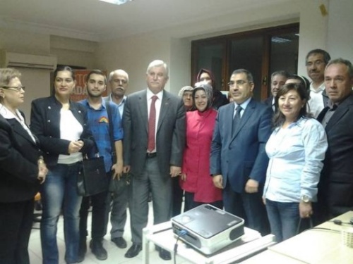 Haber | Belediye Başkanı’ndan LGBTİ Haklarına “Toplum Buna Hazır Değil” Yanıtı!