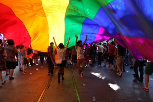 Haber | LGBT bireyler ‘paket’te unutuldu