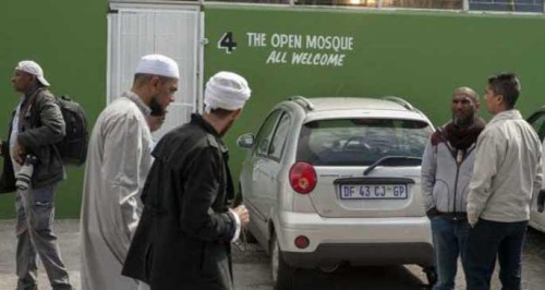 Haber | Eşcinsellere de açık olan ilk cami kapatıldı