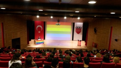 Haber | Kemerburgaz Üniversitesi’nde homofobi ve transfobi paneline yoğun ilgi