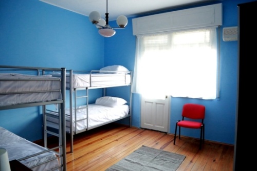 Haber | Arnavutluk’un ilk LGBT misafirhanesi açıldı