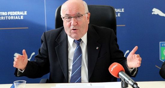 Haber | Skandal! Yahudiler ve eşcinsellere ayrımcılık