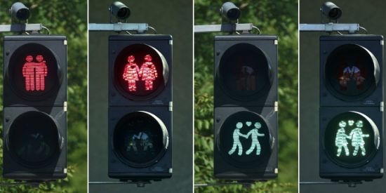 Haber | Eşcinsel aşkı simgeleyen trafik lambaları kaldırıldı