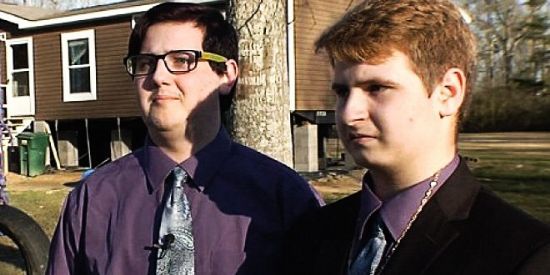 Haber | LİSE MÜDÜR YARDIMCISINDAN HOMOFOBİK DAVRANIŞ!