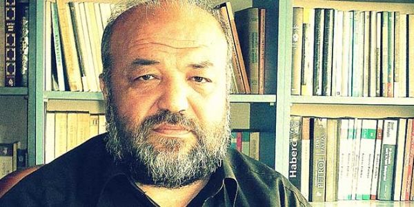 Haber | İLAHİYATÇI İHSAN ELİAÇIK: EŞCİNSELLERE ZORBALIĞIN İSLAM’DA YERİ YOKTUR