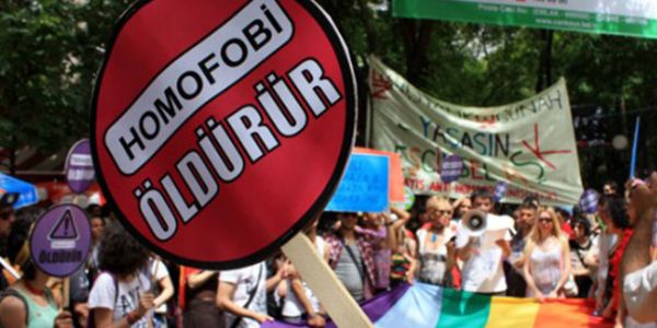 Haber | EŞCİNSELLİK DEĞİL AMA HOMOFOBİ PSİKOLOJİK BİR RAHATSIZLIK