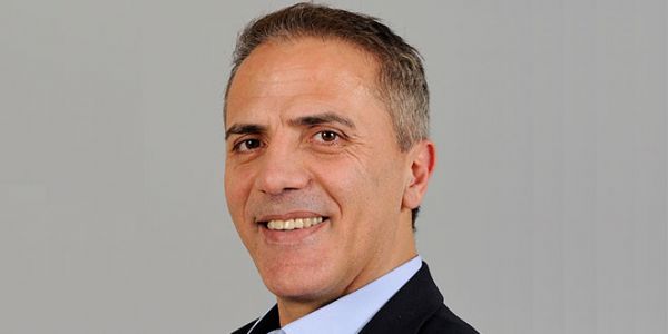 Haber | İŞTE ALMANYA SOL PARTİ’NİN AÇIK EŞCİNSEL MİLLETVEKİLİ HAKAN TAŞ’IN HAYAT HİKAYESİ